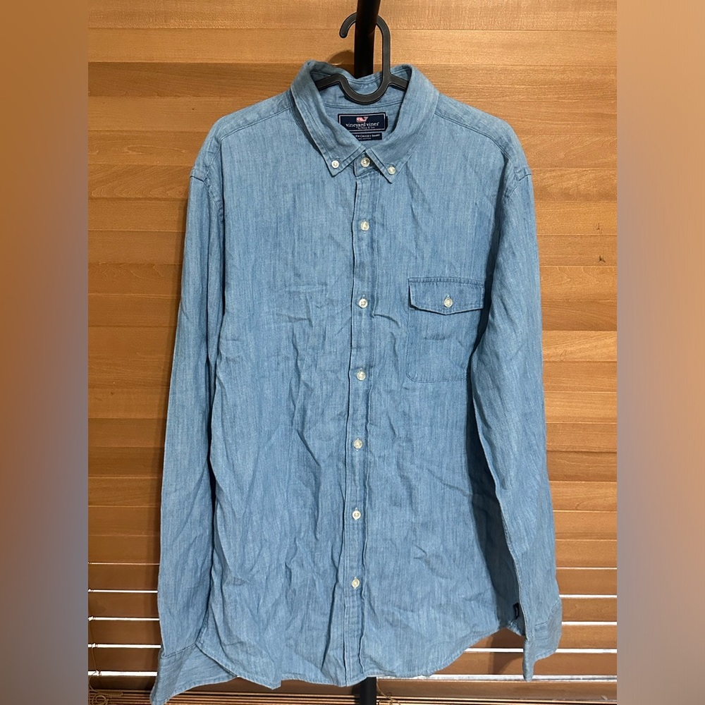 Vineyard Vines Blue Casual Button Down Shirt